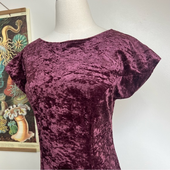 90s All That Jazz Whimsigoth Purple Crushed Velvet Dress - Picture 5 of 10